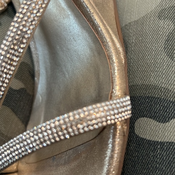 Great for holiday parties! Champagne London Fog sandals. Worn only once. - Picture 3 of 4